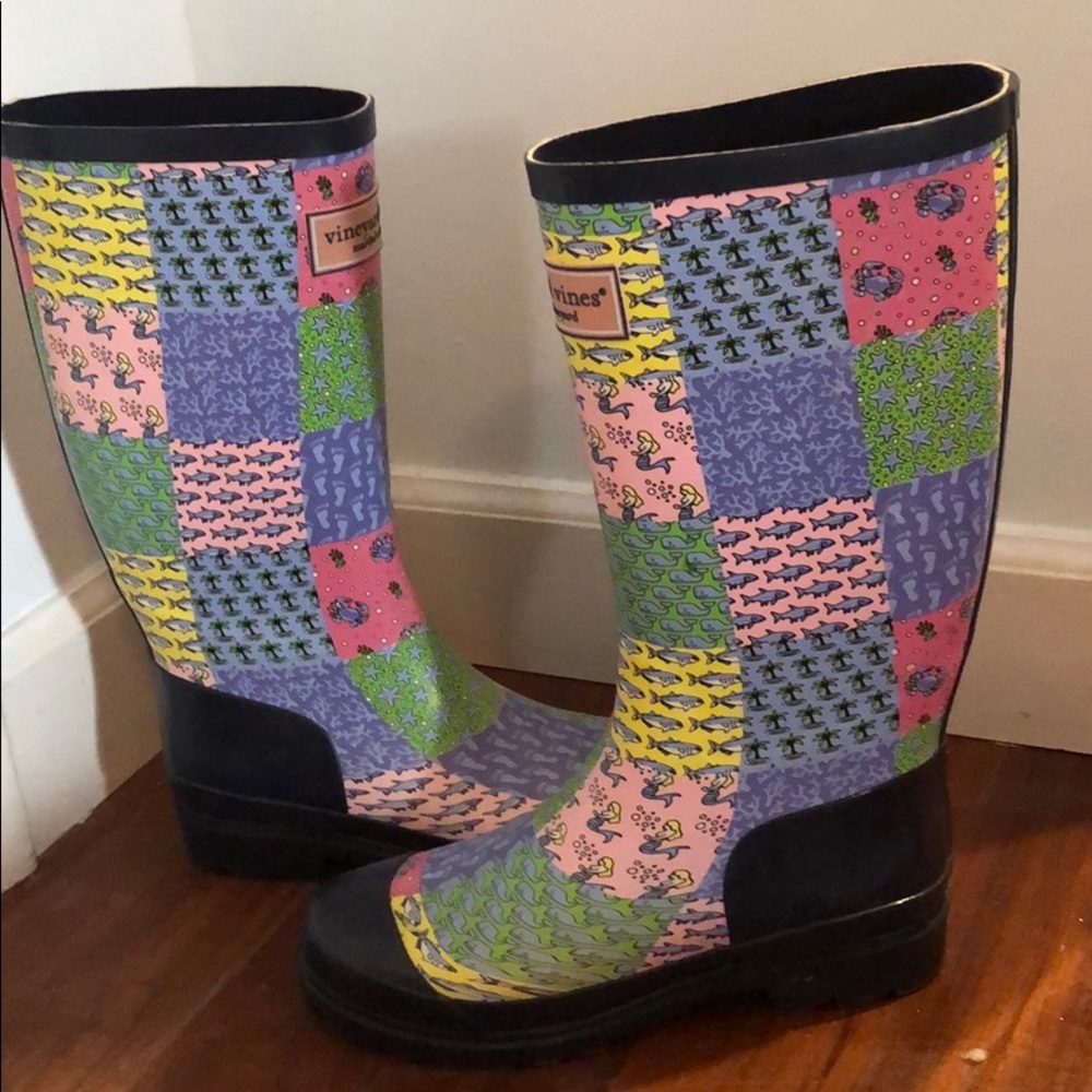 Vineyard vines rain boots